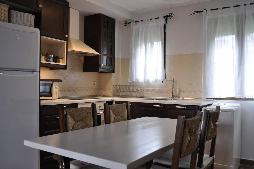 Camino Del Oso Apartment San Martin de Valdeiglesias Bagian luar foto